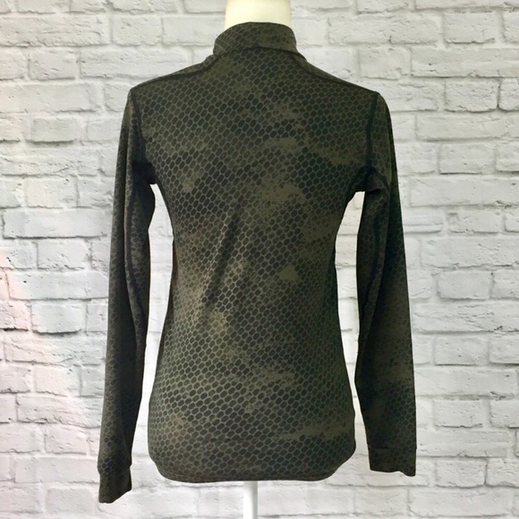 SOLD-Nike youth Pro combat Dri-fit compression top - Picture 3 of 6